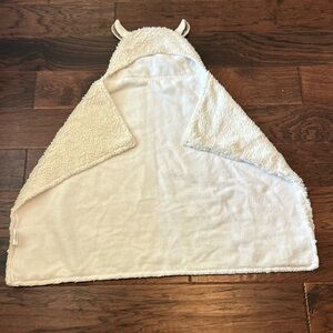 Pottery Barn Kids faux fleece lamb hooded towel